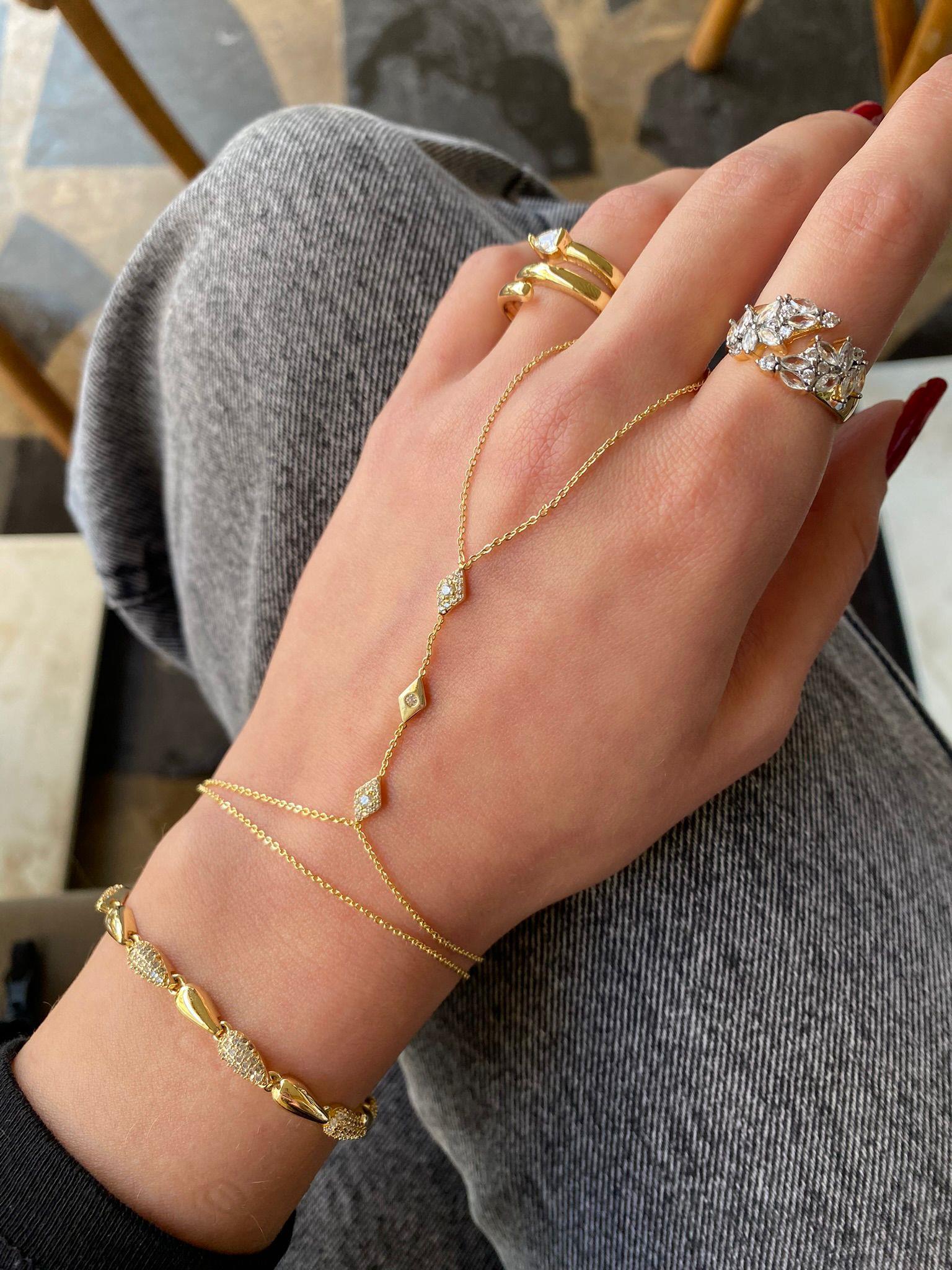 Taşlı Gold Çelik Luna Şahmeran