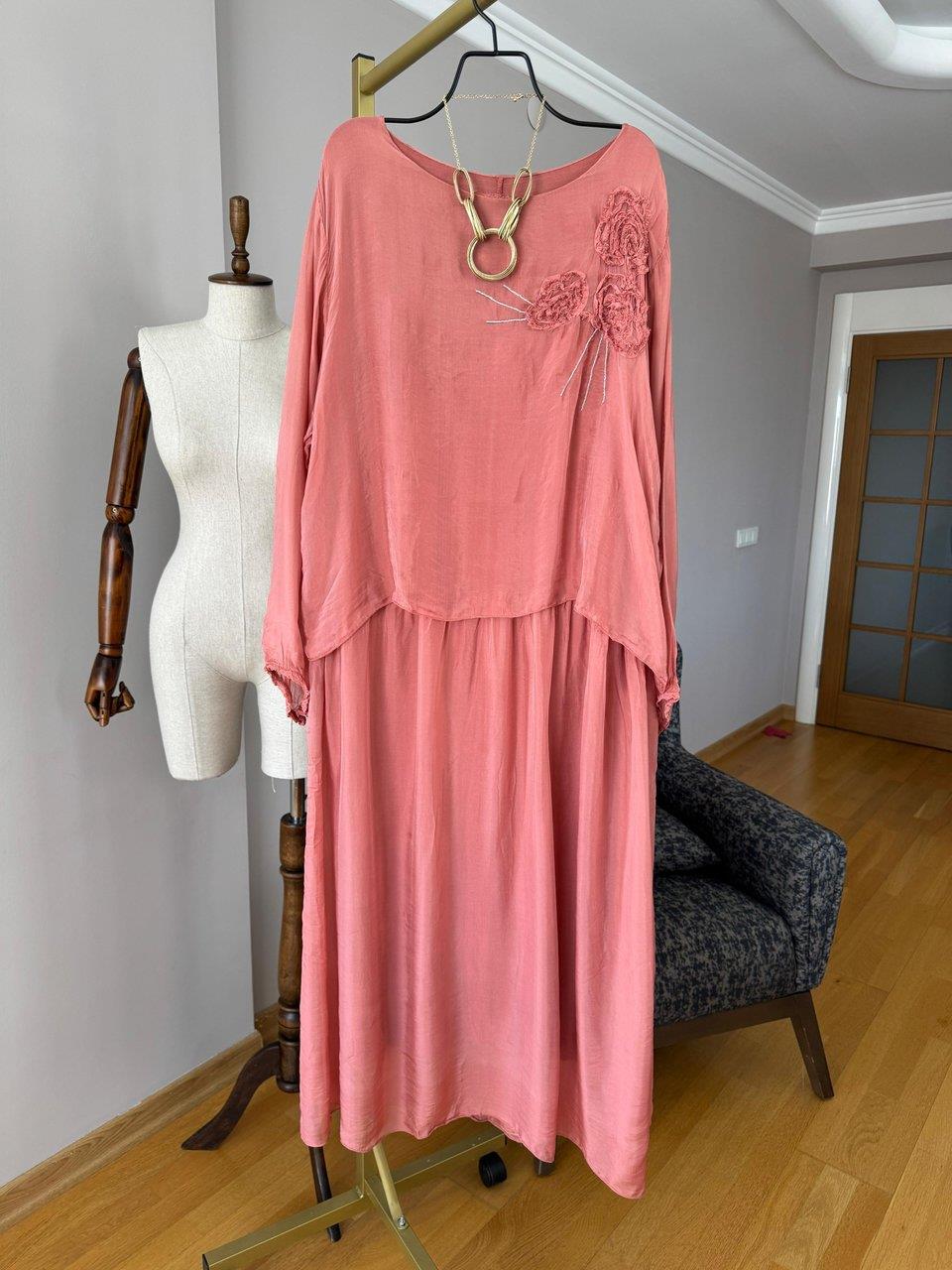 Çiçek Desenli İthal Oversize Elbise