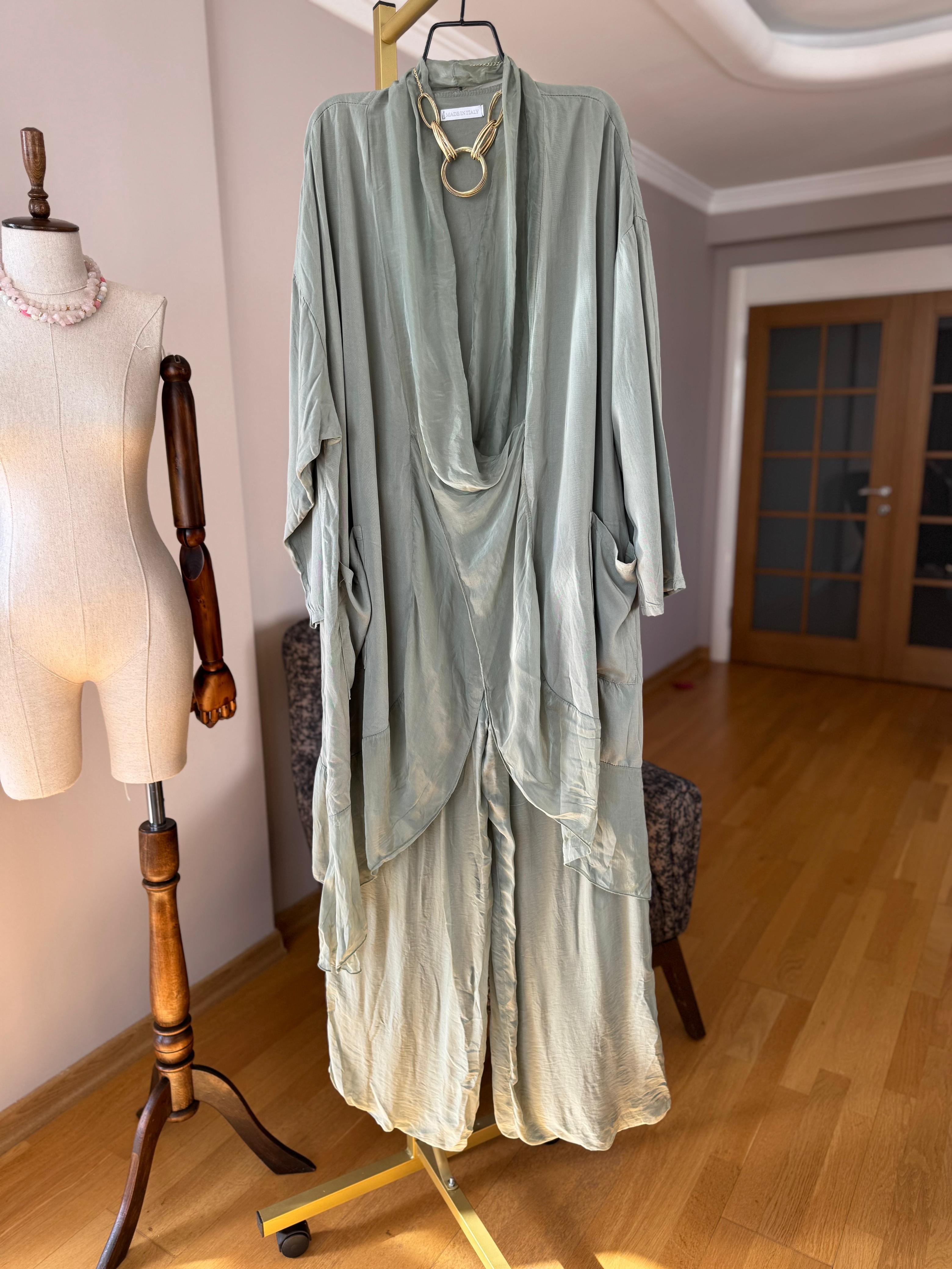 Ipek Detaylı Italyan Oversize Bluz- Pantolon Takım