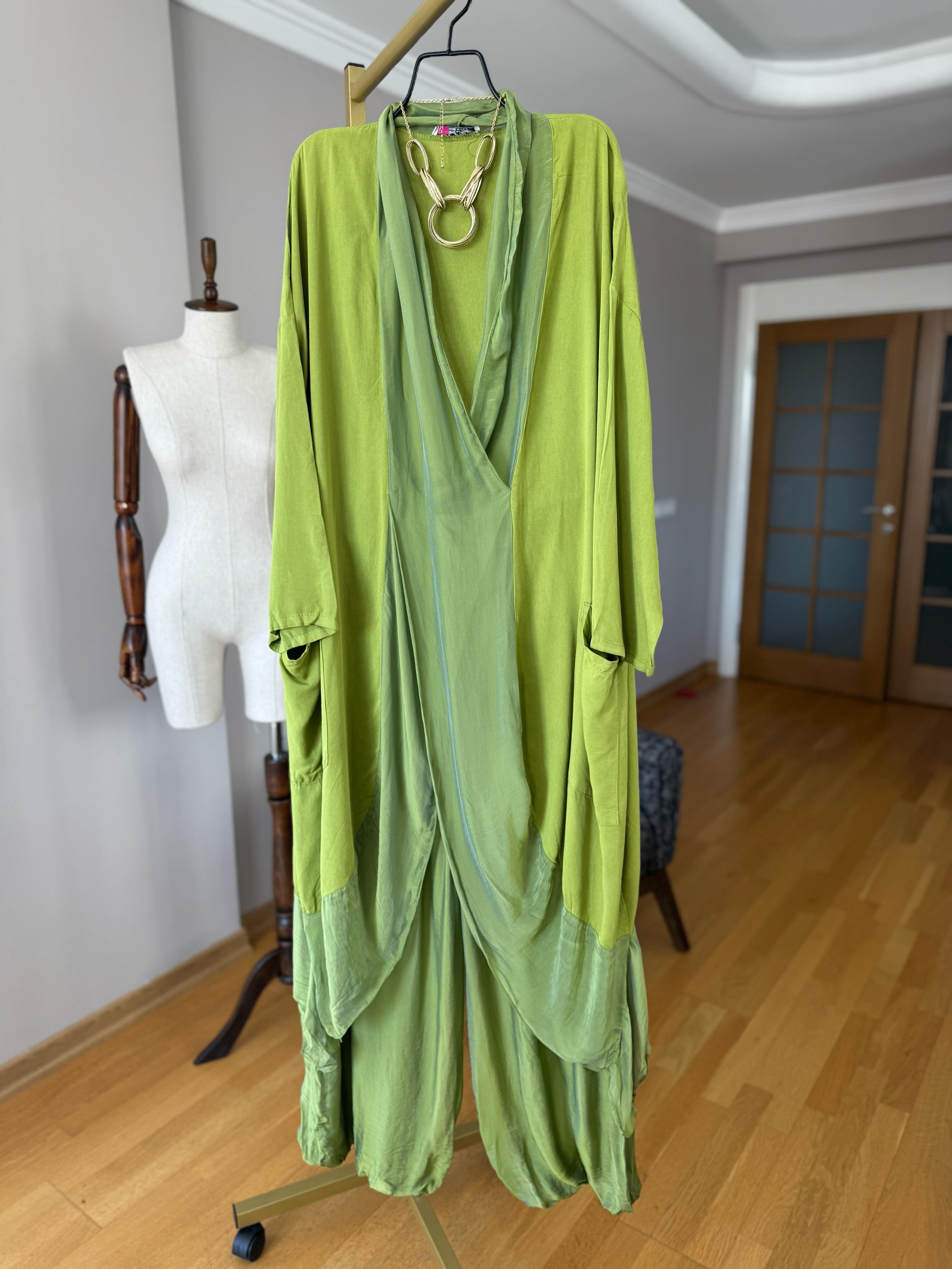 Ipek Detaylı Italyan Oversize Bluz- Pantolon Takım