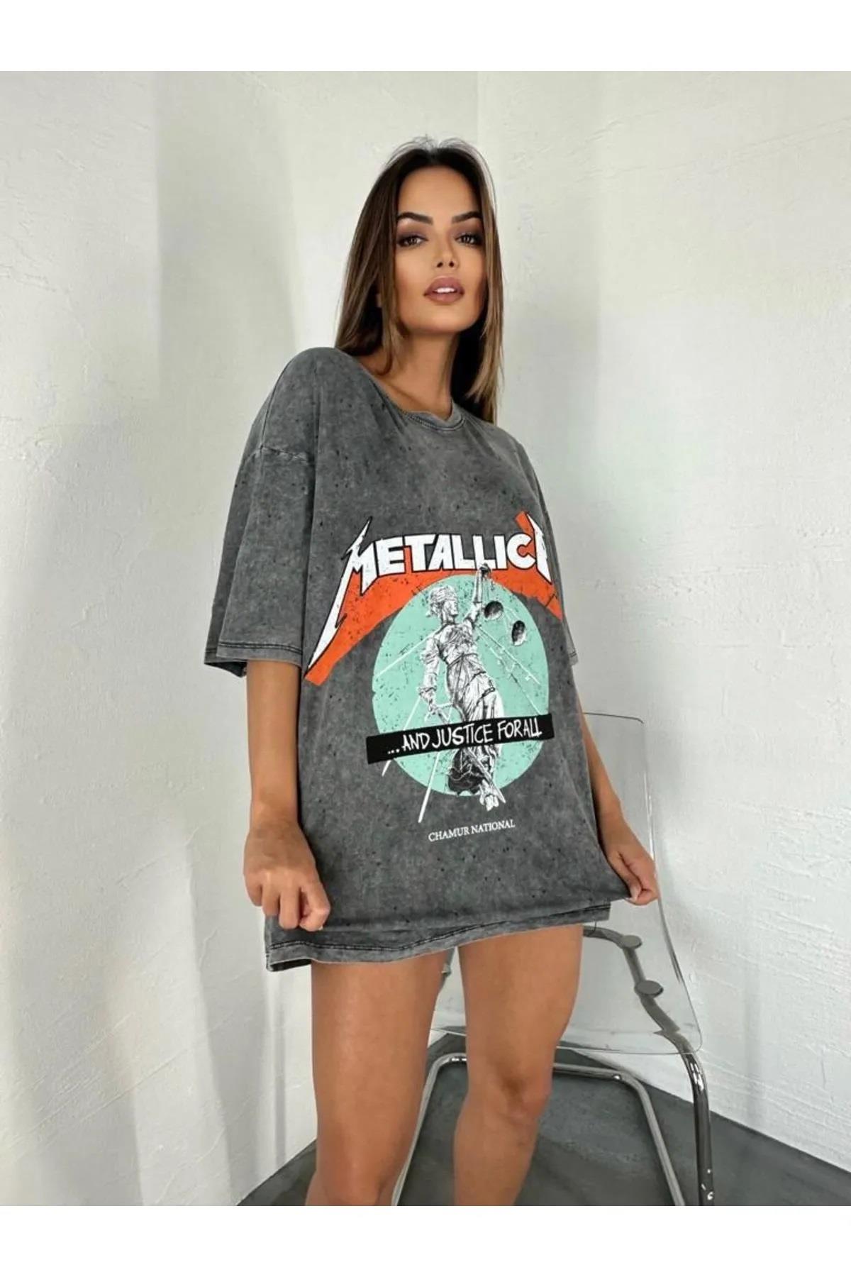 Metallica Baskılı Oversize Tişört  