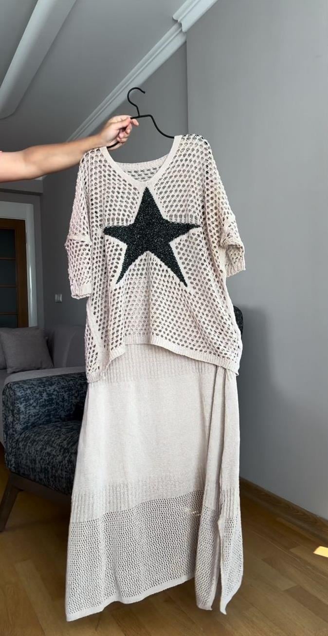 Star Tasarım Delikli Triko Bluz, Etek Takım 