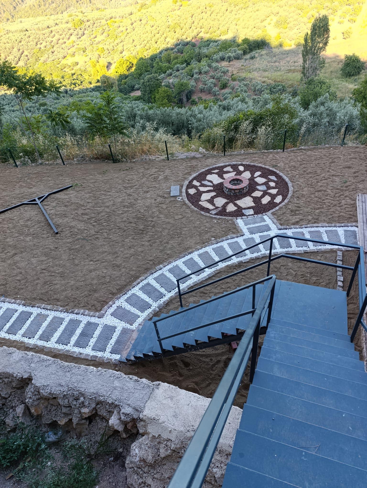 Beton Adım Taşı (33*70*5)