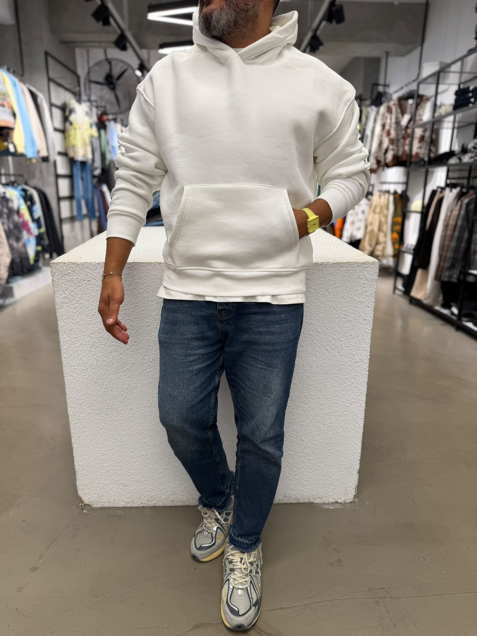 Basic Kapüşonlu Sweatshirt Beyaz