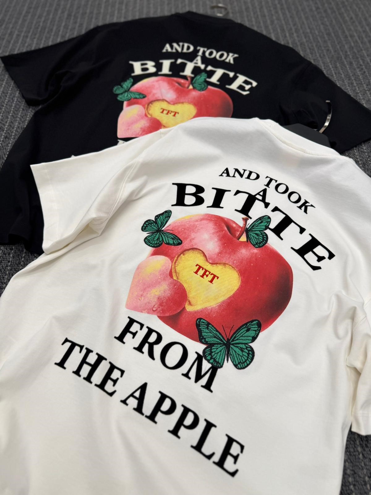 Bıtte Apple Desenli Oversize Tişört Beyaz