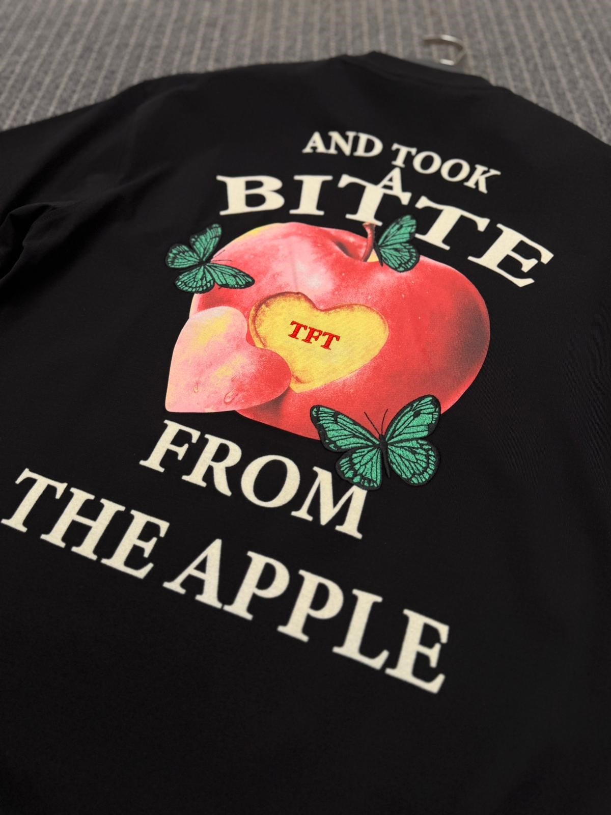 Bıtte Apple Desenli Oversize Tişört Siyah