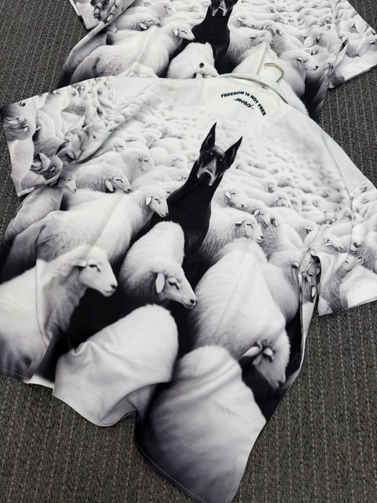 Double Kumaş Likralı Oversize Bol Kesim Doberman Desenli Gömlek