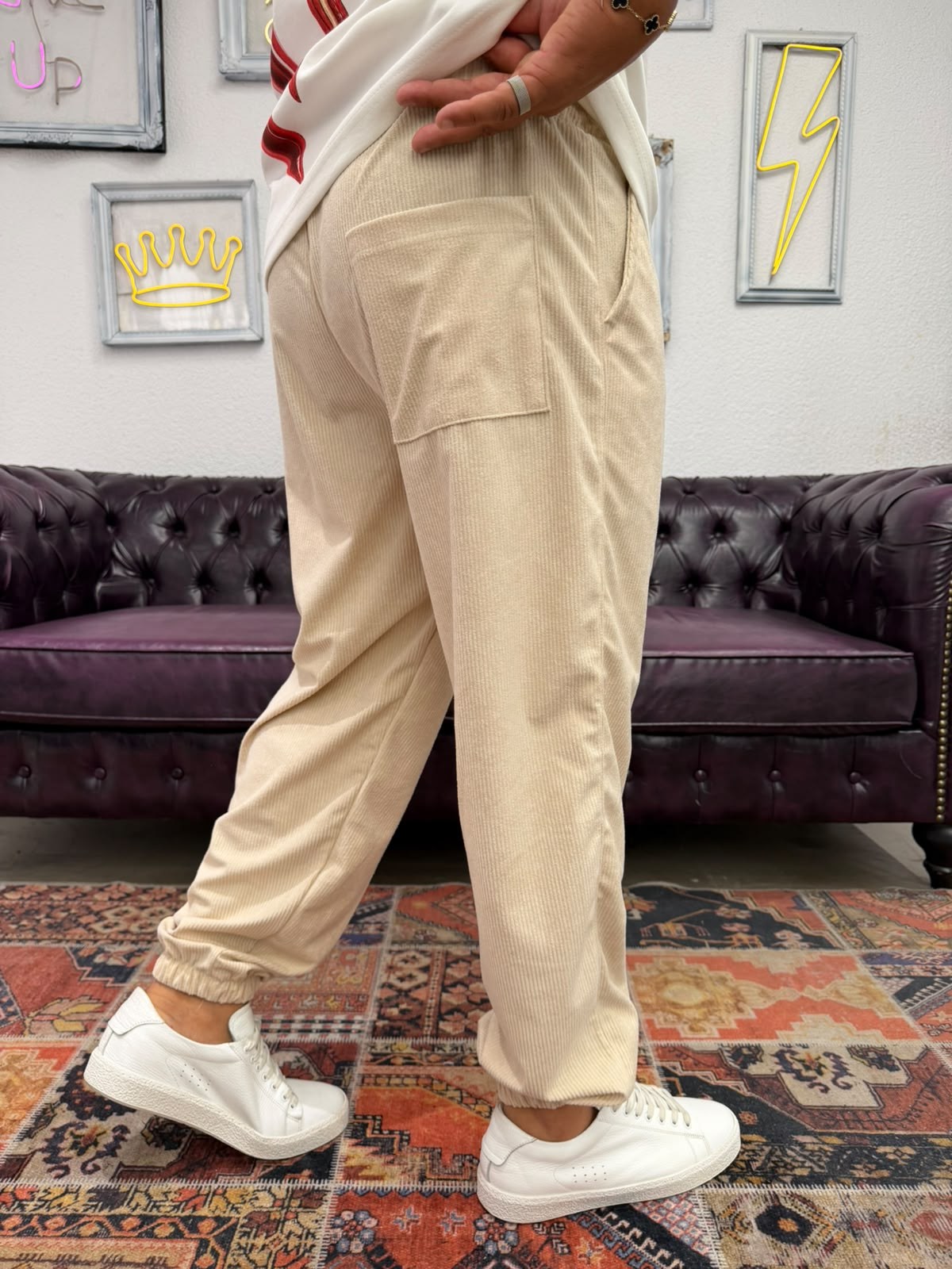 Kadife Bel ve Paça Lastikli Jogger Pantolon Bej