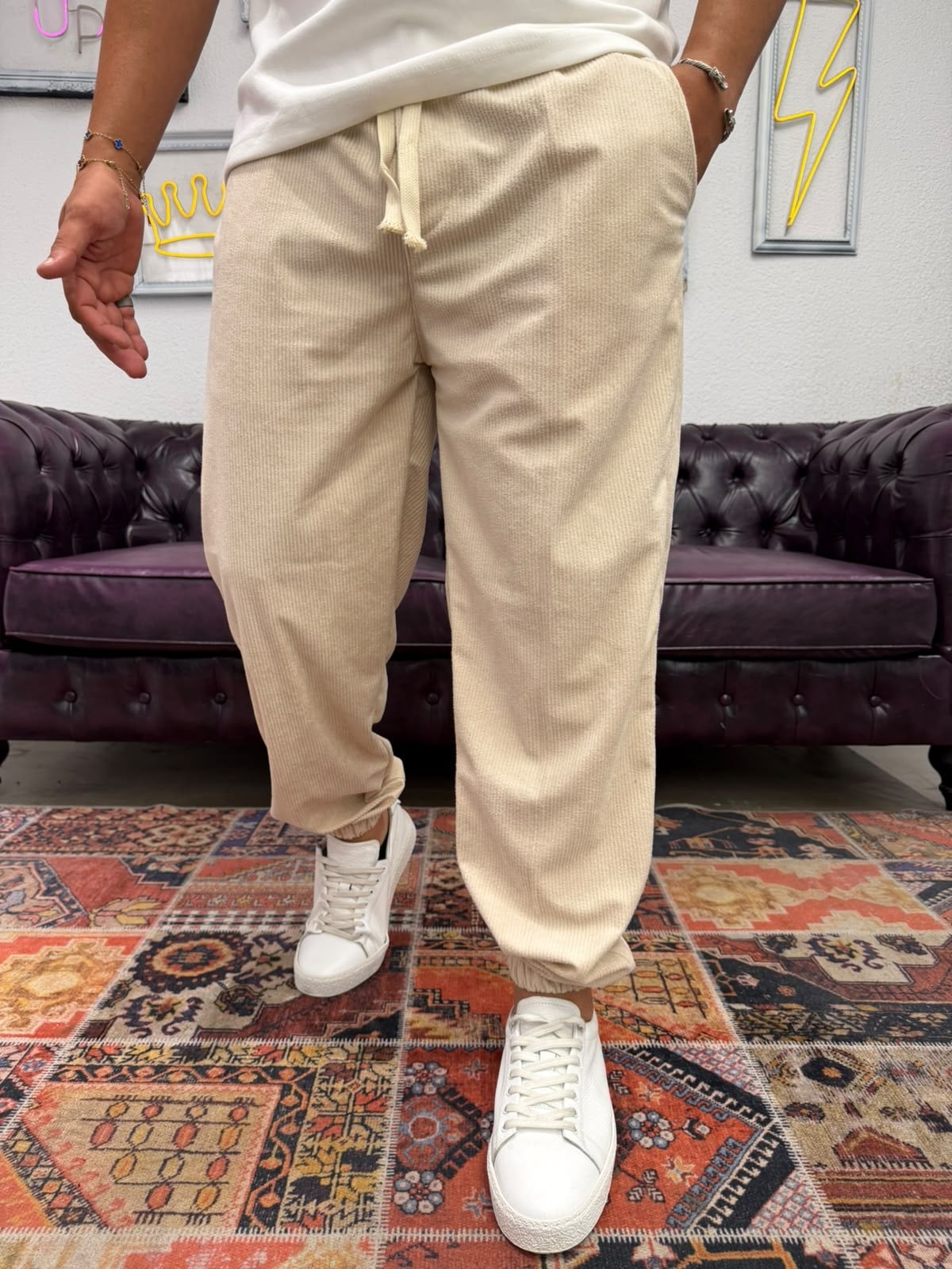 Kadife Bel ve Paça Lastikli Jogger Pantolon Bej