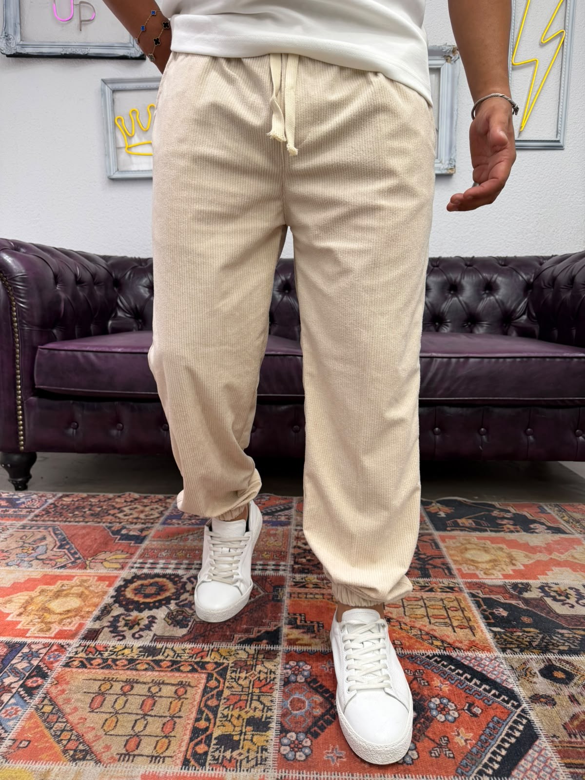 Kadife Bel ve Paça Lastikli Jogger Pantolon Bej