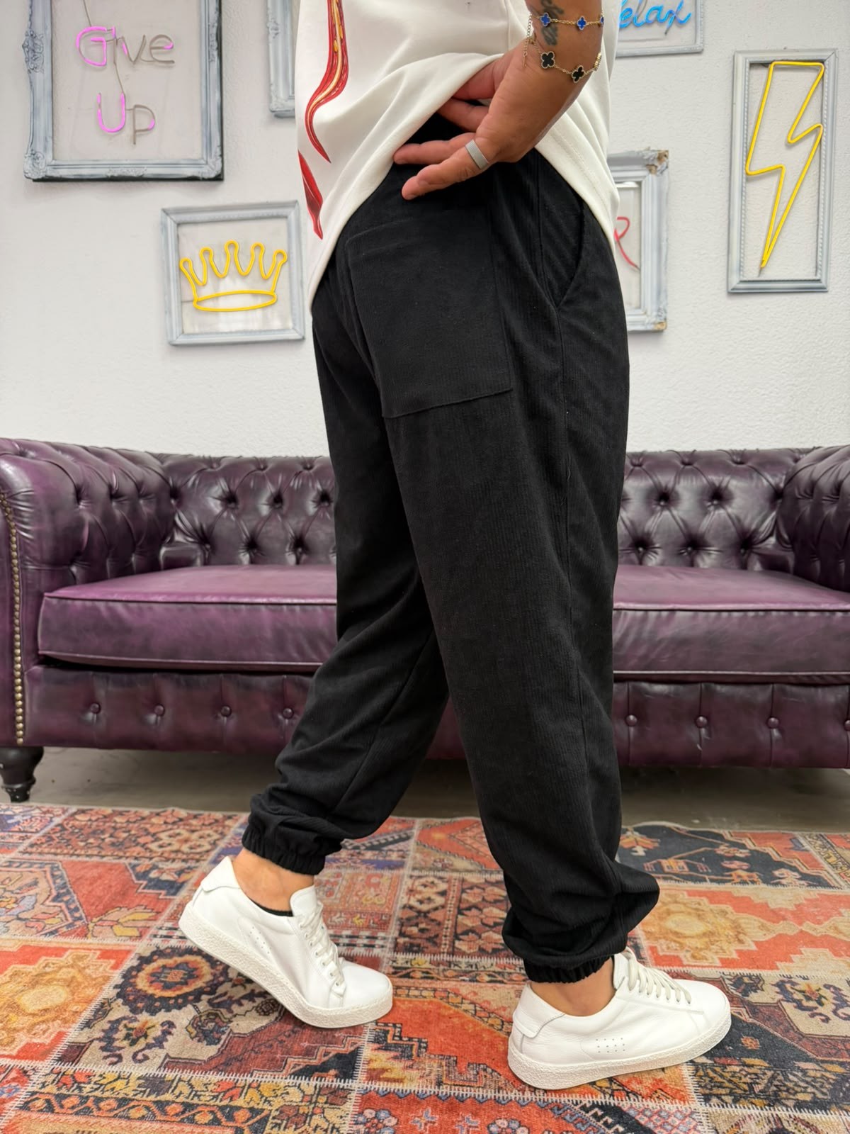 Kadife Bel ve Paça Lastikli Jogger Pantolon Siyah