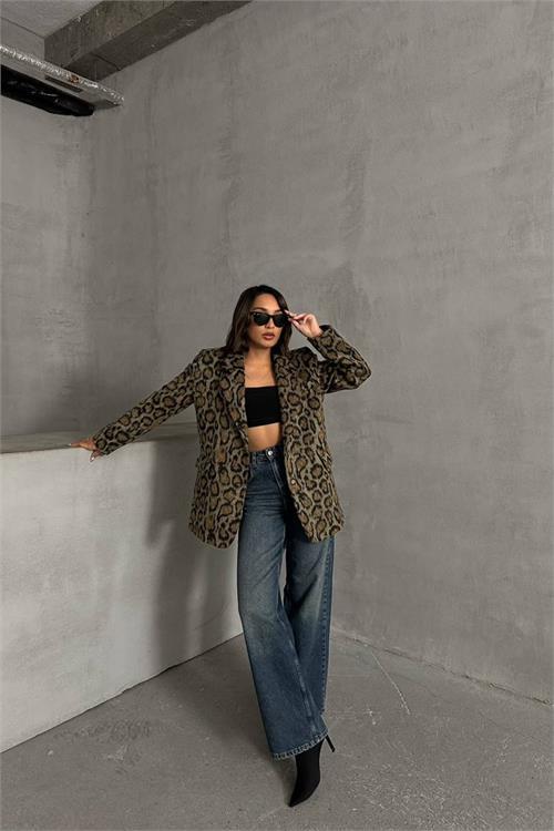 Dipmoda kadın astarlı oversize leopar kaşe ceket NBG052