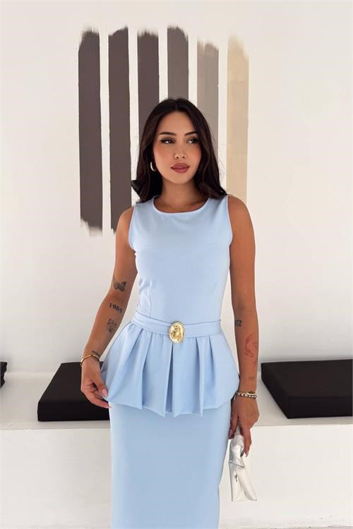 Dipmoda kadın bebe mavi kolsuz peplum kesim midi boy kemer tokalı elbise DPK4640