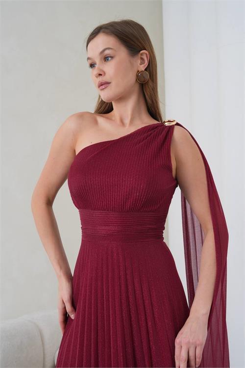 Dipmoda kadın bordo tek omuz tokalı drape detaylı ışıltılı tül kumaş abiye elbise DPS9388