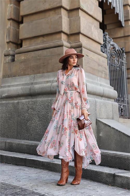 Dipmoda kadın desenli asimetrik kemerli uzun şifon elbise DPEMP2718