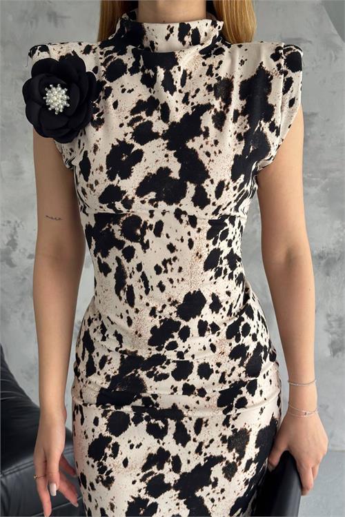 Dipmoda kadın desenli omuzları vatkalı uzun elbise NBK2080 