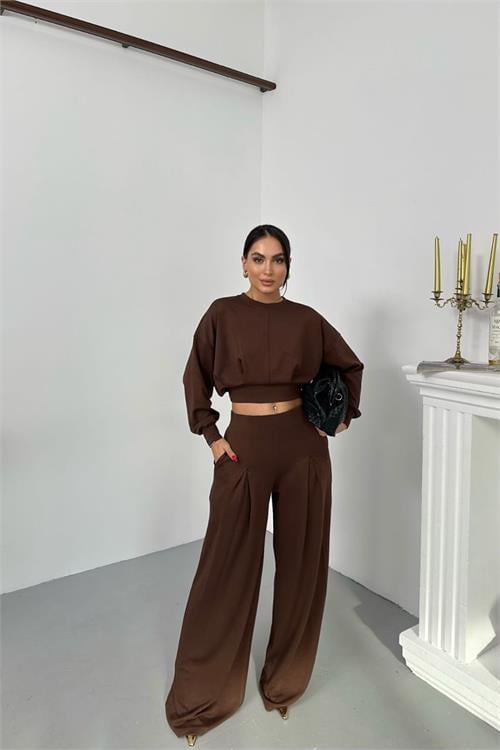 Dipmoda kadın dikiş detaylı crop sweat bol paça eşofman altı modal kumaş ikili takım DPNP017