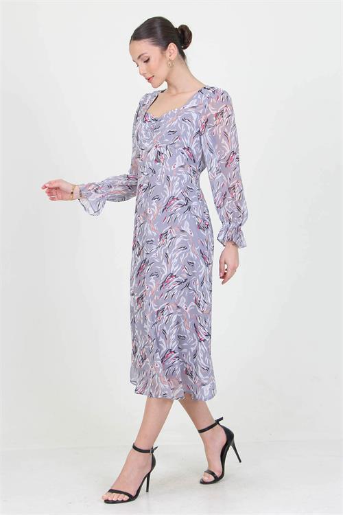 Dipmoda kadın gri kalp yaka yeni sezon desenli şifon elbise RY0030 