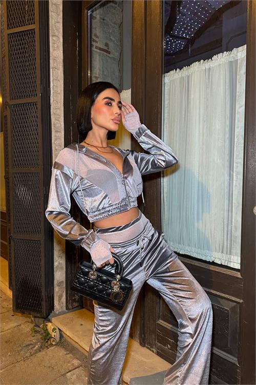 Dipmoda kadın kadife kumaş transparan detaylı crop ceketli tasarım eşofman takımı DPDF140