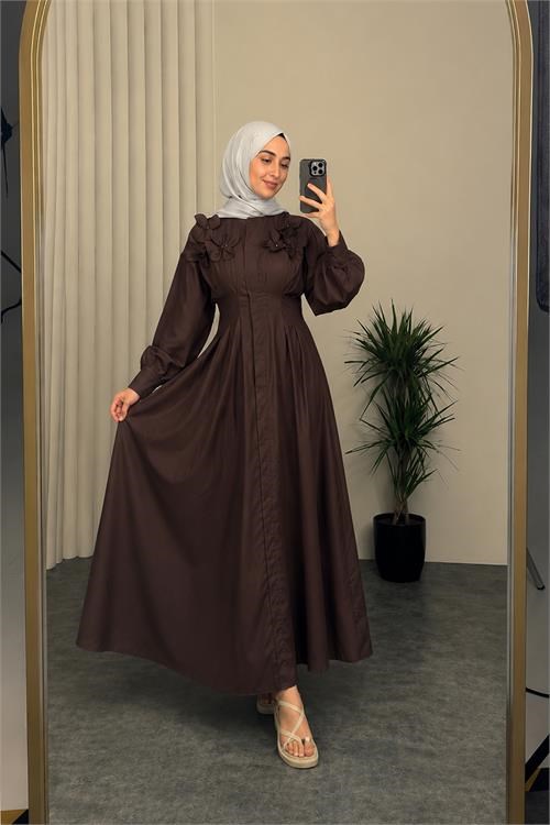 Dipmoda kadın kahverengi belden oturtmalı çiçek detaylı premium tesettür elbise DPVQ4933