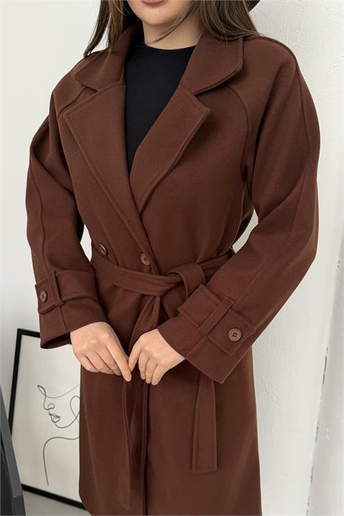 Dipmoda kadın kahverengi kuşaklı reglan kol düğmeli premium kaşe kaban DPKBN01