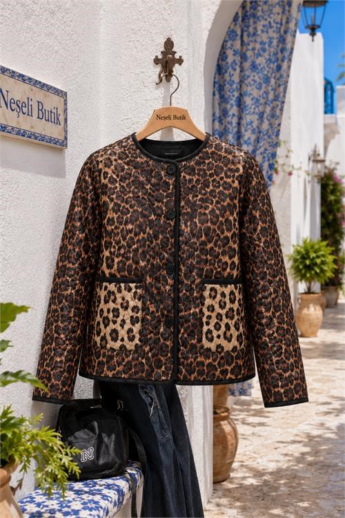 Dipmoda kadın kahverengi leopar desen cepli kapitone oversize ceket DPHT04