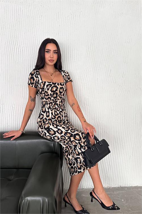 Dipmoda kadın kare yaka kemerli leopar desenli elbise DPNBK4146