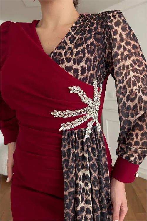 Dipmoda kadın leopar detaylı yırtmaçlı abiye elbise DPNC2509
