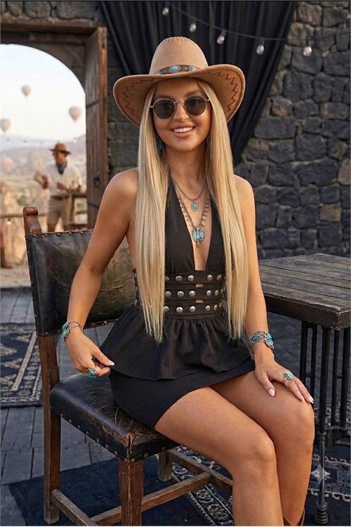 Dipmoda kadın siyah halter yaka taş detaylı mini boy dalgış kumaş peplum elbise DPDF265