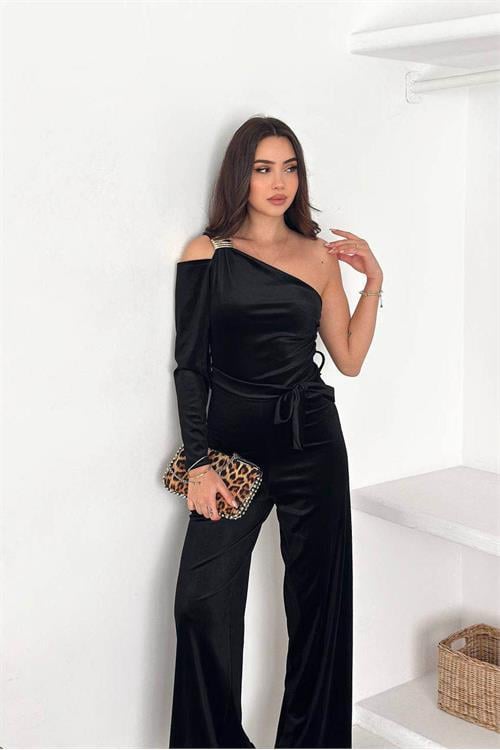 Dipmoda kadın siyah kuşaklı tek omuz kadife kumaş tulum DPK068