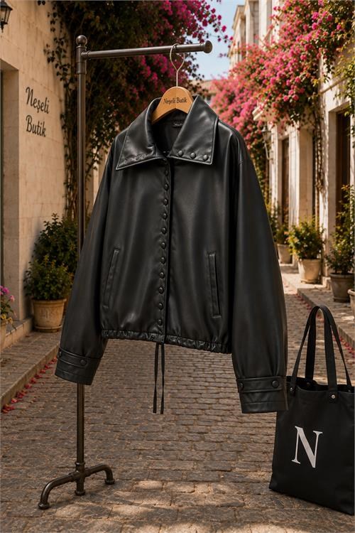 Dipmoda kadın siyah modern duruşlu çıtçıt detaylı oversize suni deri ceket DPHT02