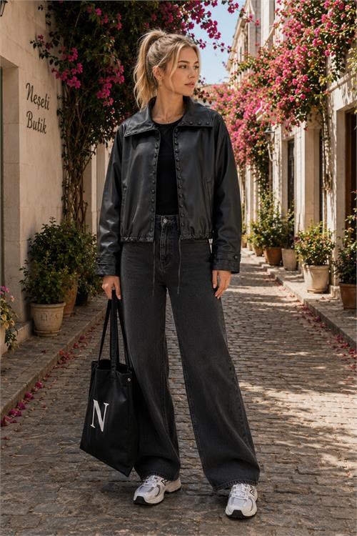 Dipmoda kadın siyah modern duruşlu çıtçıt detaylı oversize suni deri ceket DPHT02