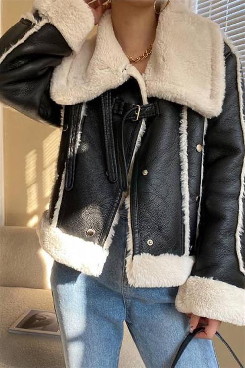 Dipmoda kadın siyah peluş detaylı süet kaban DPMS23175