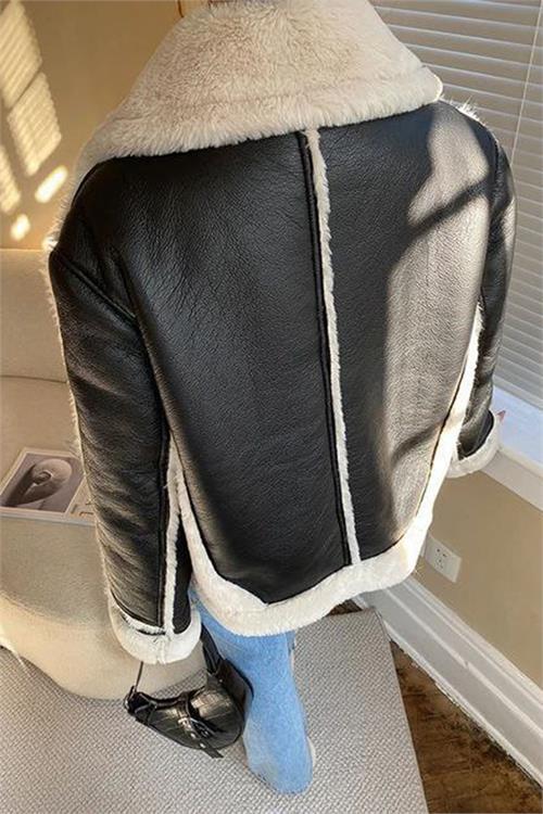 Dipmoda kadın siyah peluş detaylı süet kaban DPMS23175