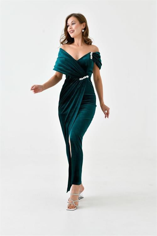 Dipmoda kadın taş ve yırtmaç detaylı kadife abiye elbise NBS9361 