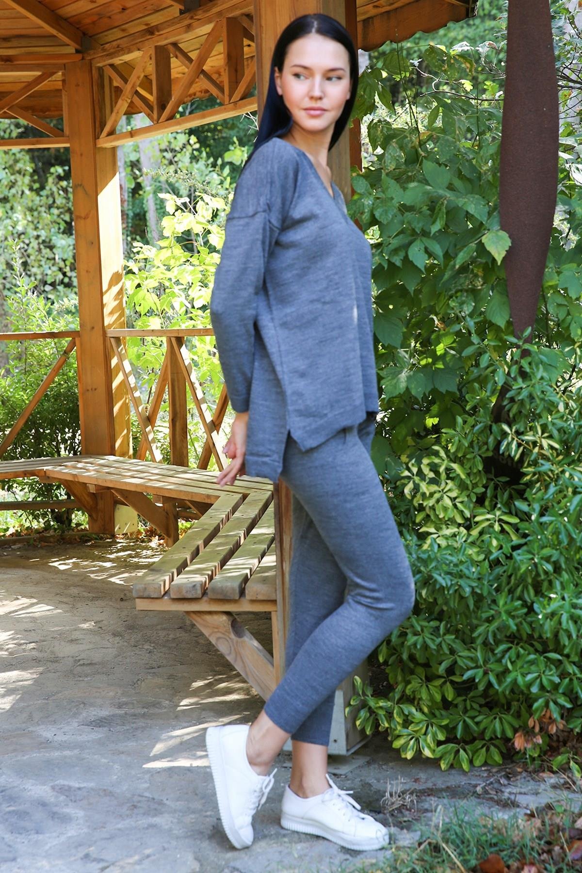 Dipmoda Kadın V Yaka Asimetrik Kesim İkili Triko Takım DPNB7057