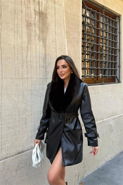 Dipmoda kadın yaka kürk detaylı düğmeli kemerli kısa deri kaban DPSTR1009