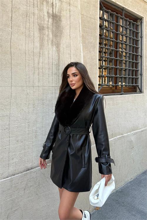 Dipmoda kadın yaka kürk detaylı düğmeli kemerli kısa deri kaban DPSTR1009