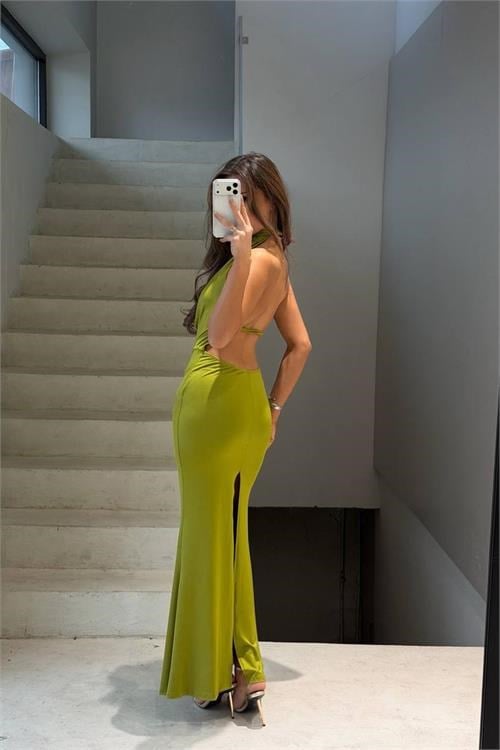 Dipmoda kadın yeşil degaje yaka sırt dekolteli maxi boy premium elbise DPDF298