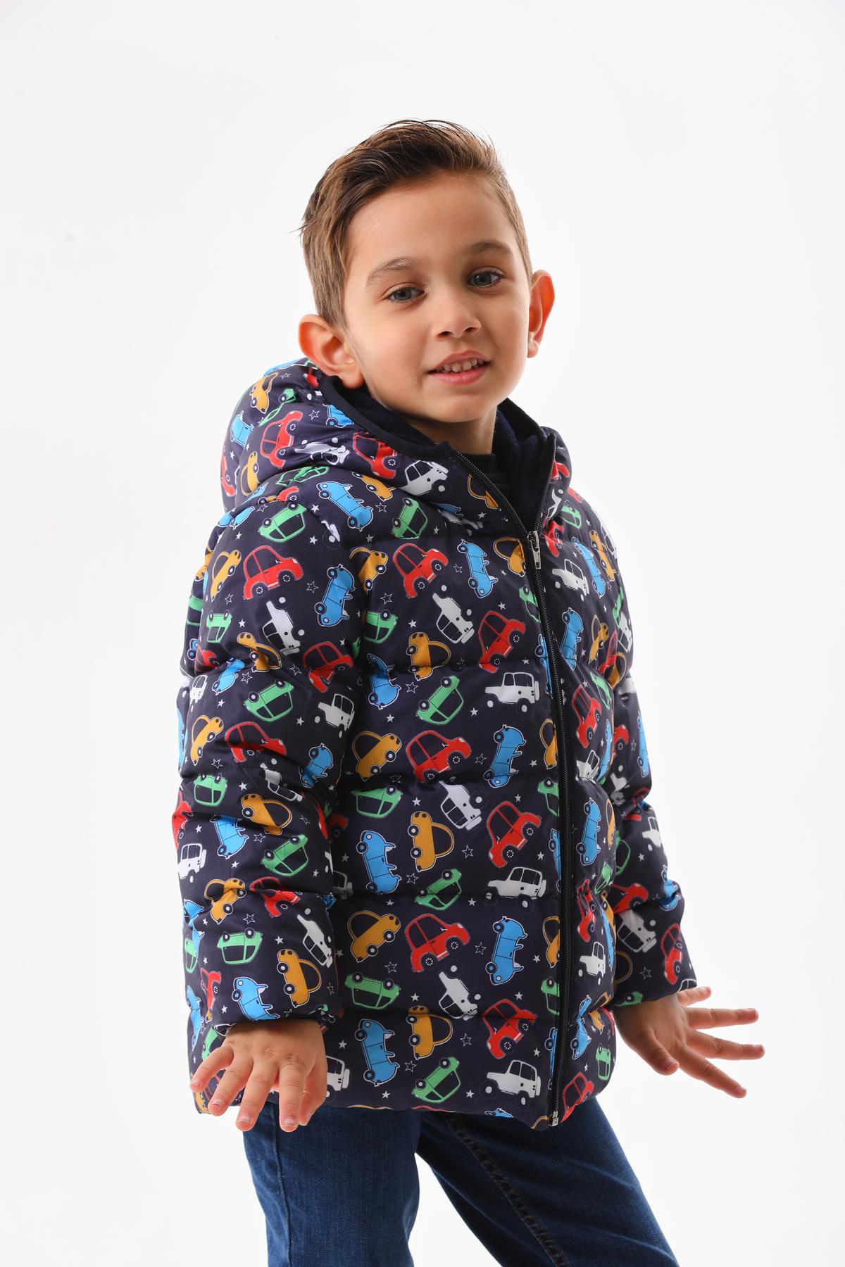 Erkek Çocuk Araba Desenli İç Polarlı Kışlık Şişme Mont DPRBC016