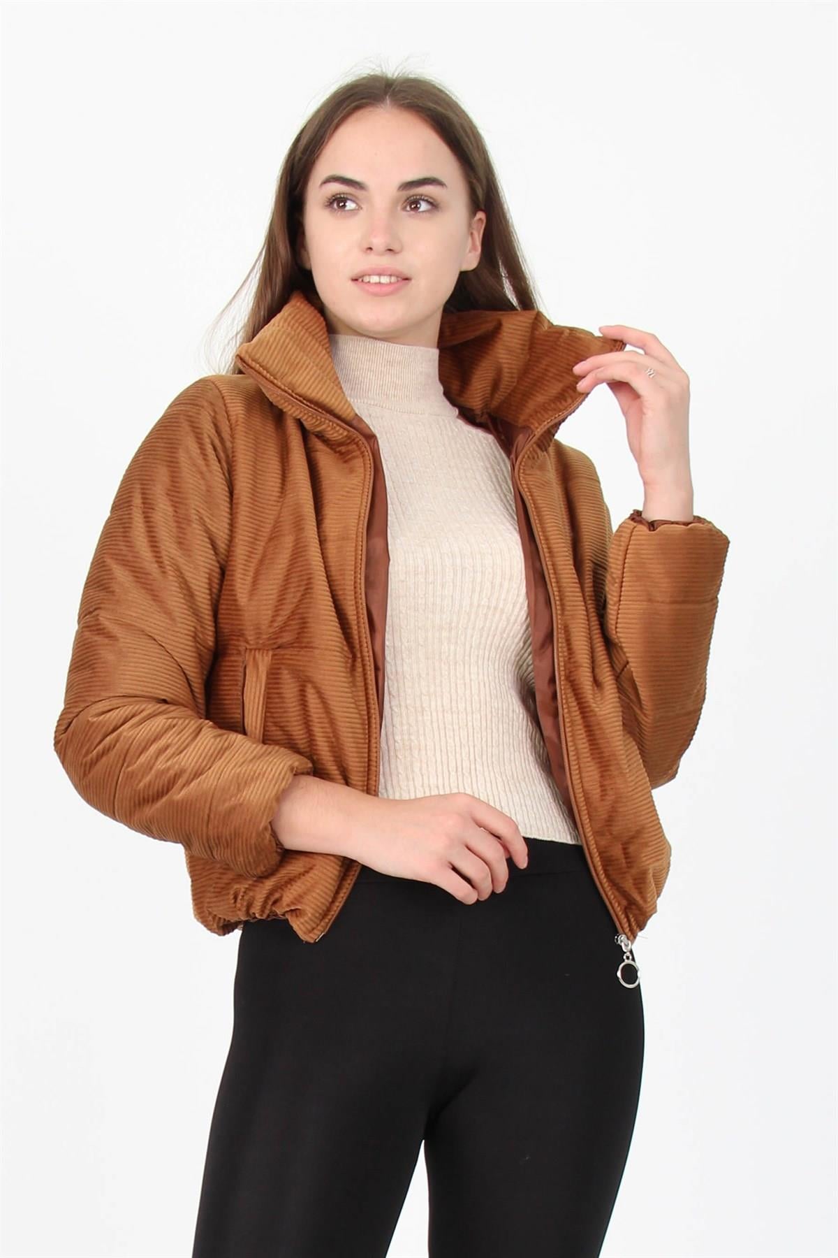 Neşeli Butik Kadın Yüksek Yaka Fermuar Detaylı Cepli Kışlık Kadife Mont NB7154 