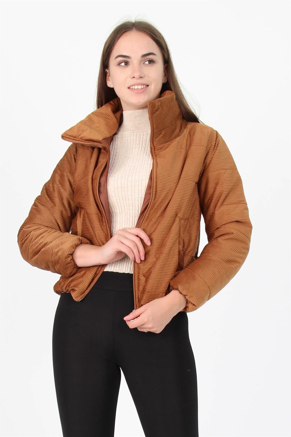 Neşeli Butik Kadın Yüksek Yaka Fermuar Detaylı Cepli Kışlık Kadife Mont NB7154 