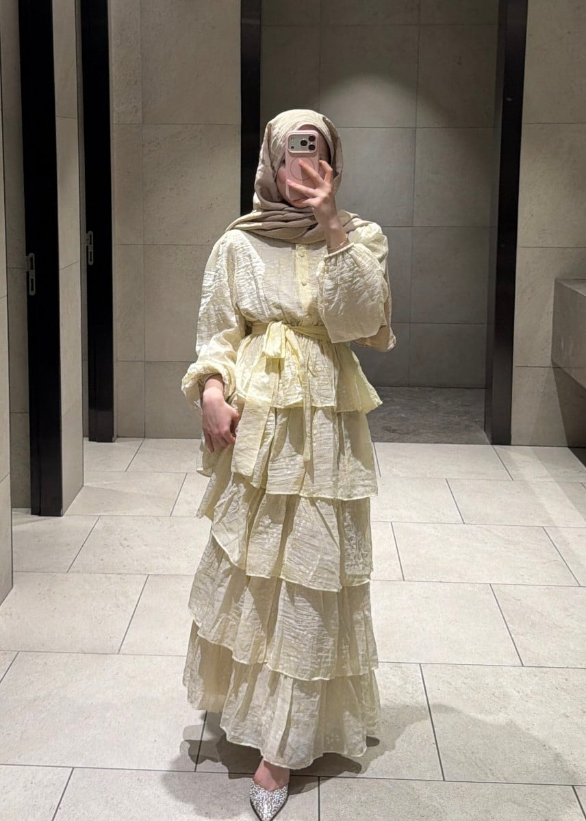 Katlı Elbise Sarı