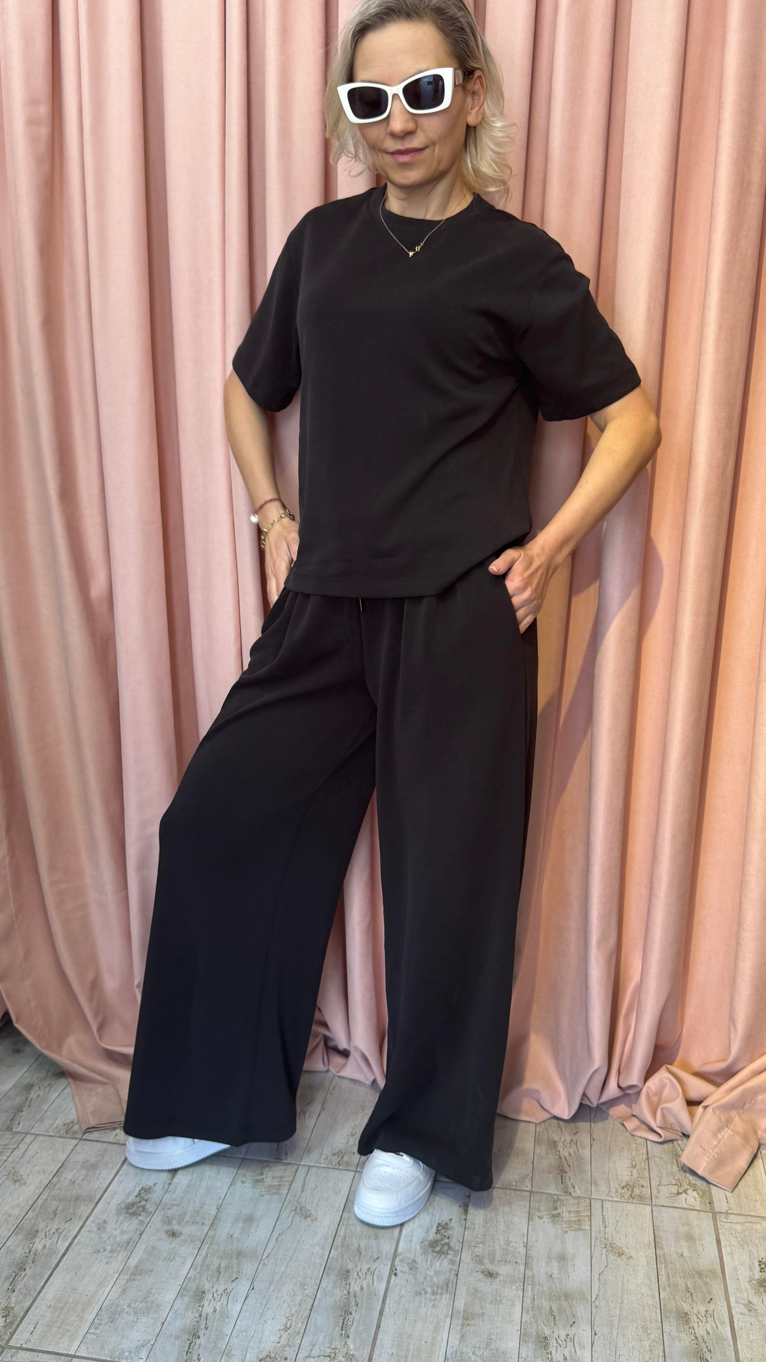 t-shirt pantolon takım