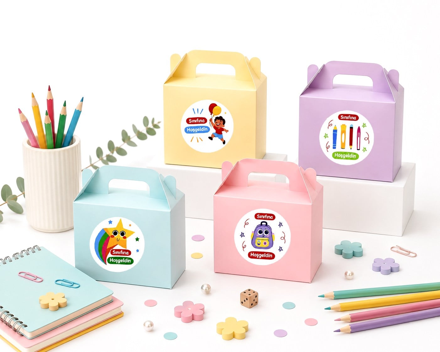 10x14 cm Karışık Renkli Karton Hediye Kutusu Sınıfına Hoşgeldin Etiketli 12'li Set