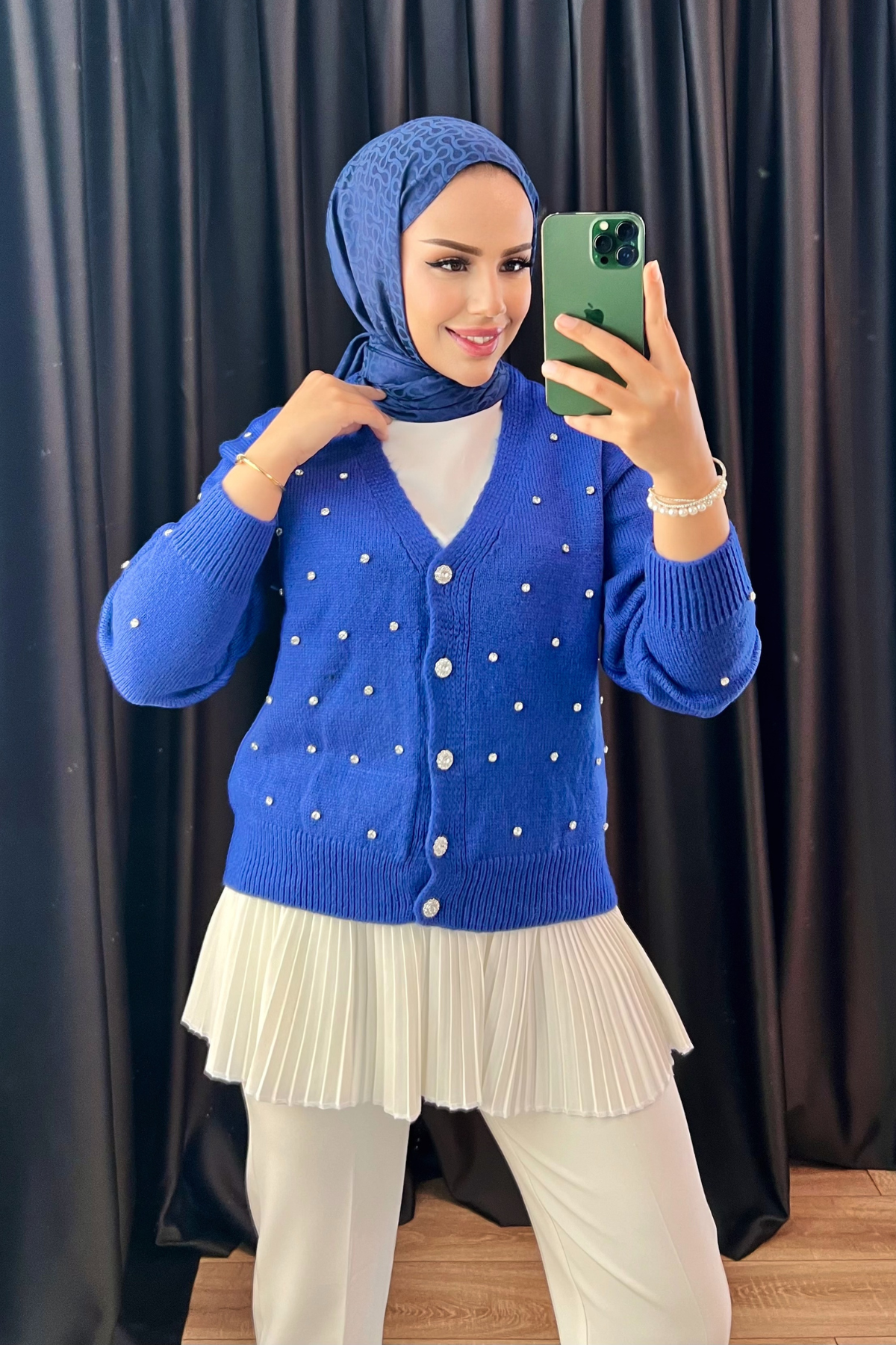 Boncuklu Hırka SAKS
