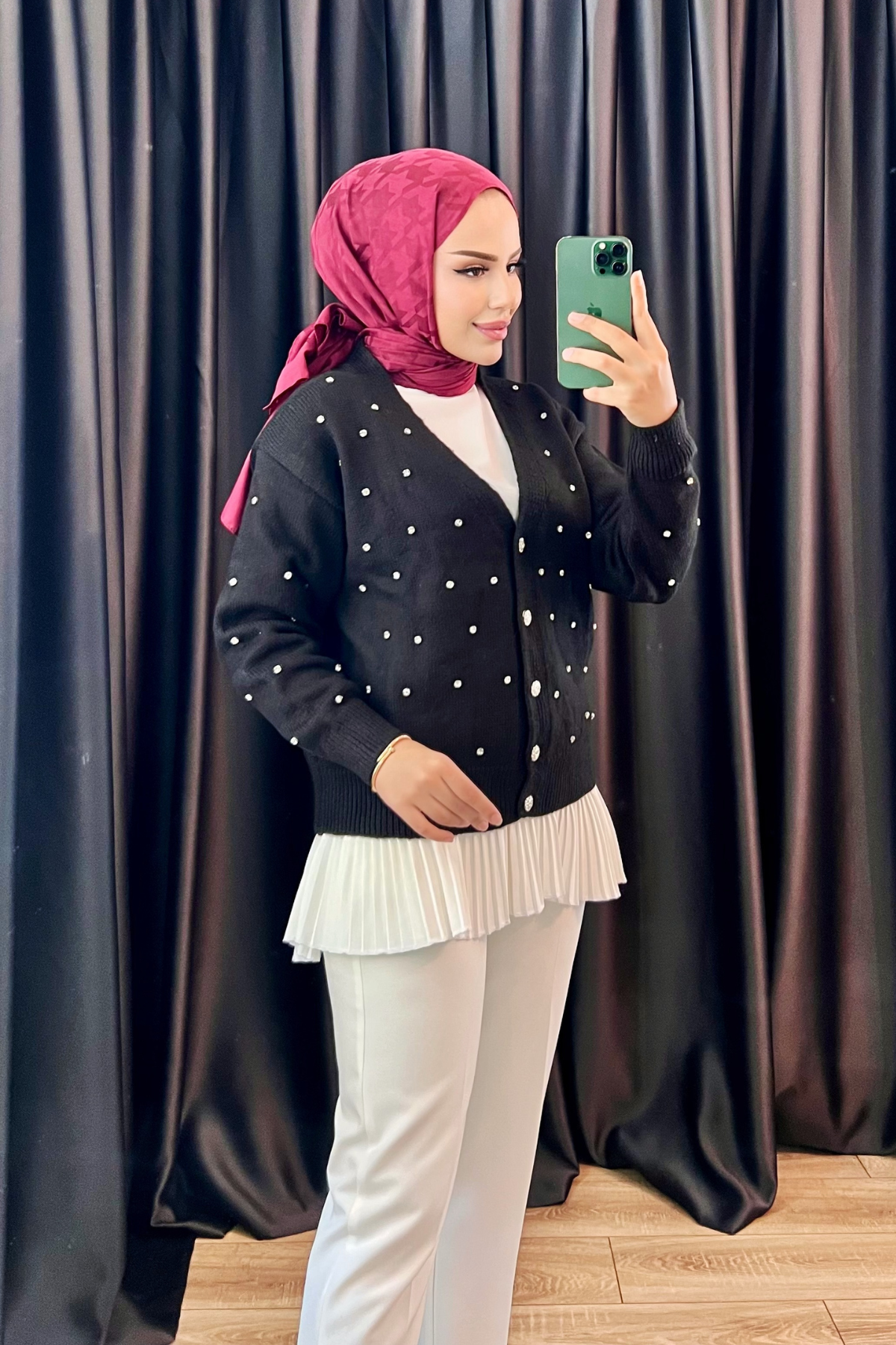 Boncuklu Hırka SİYAH