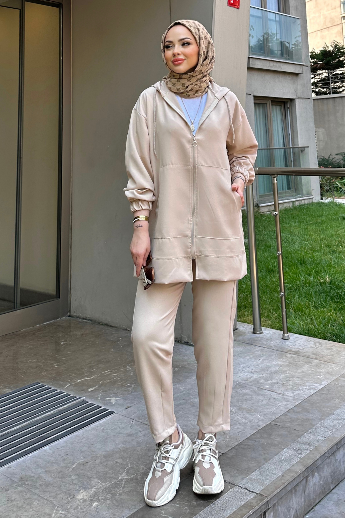 Fermuarlı Takım BEJ