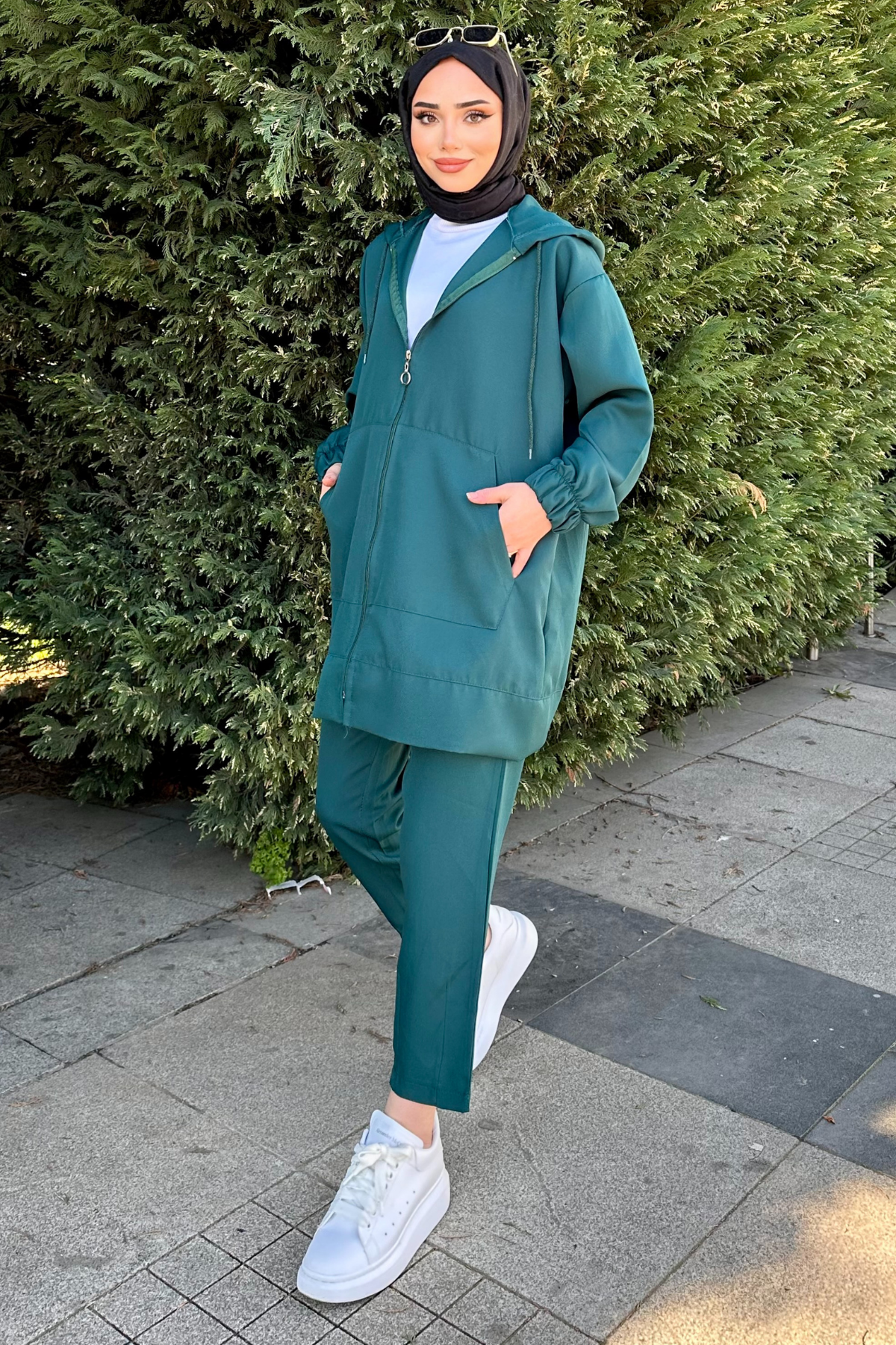 Fermuarlı Takım ZÜMRÜT