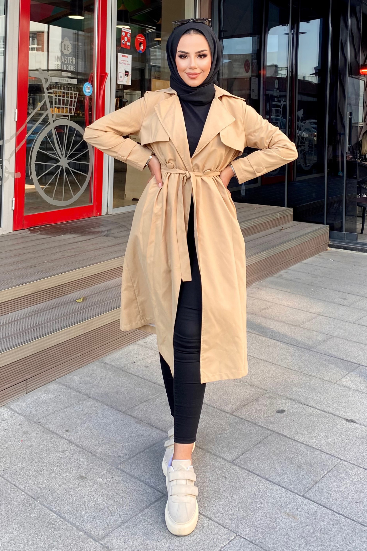 Hena Kol Düğme Detaylı Trenç CAMEL